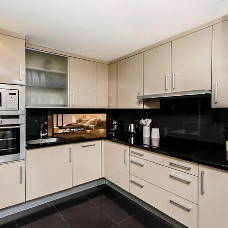 Seaview Elegance - *